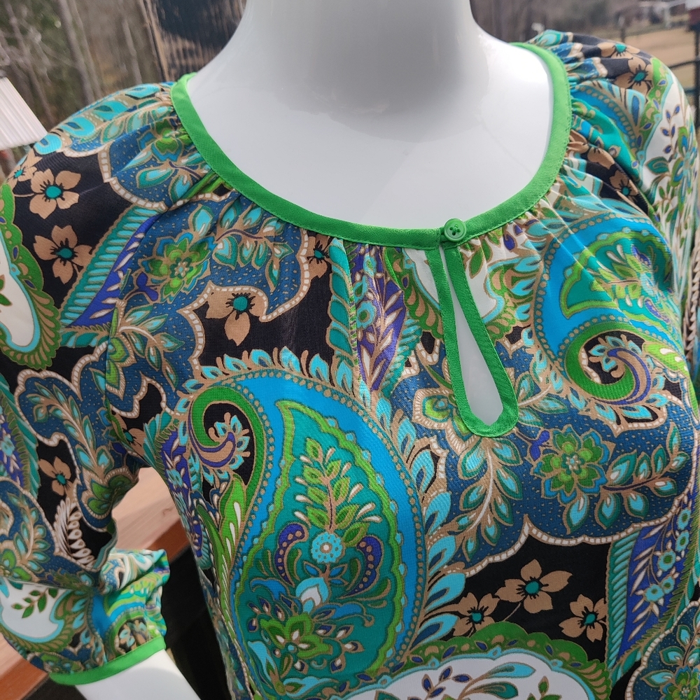 Banana Rep. Petite XS green blue paisley blouse - Picture 2 of 7